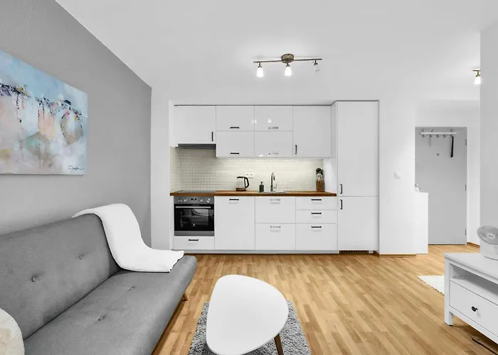 Stylish Designer With Free Street Parking *